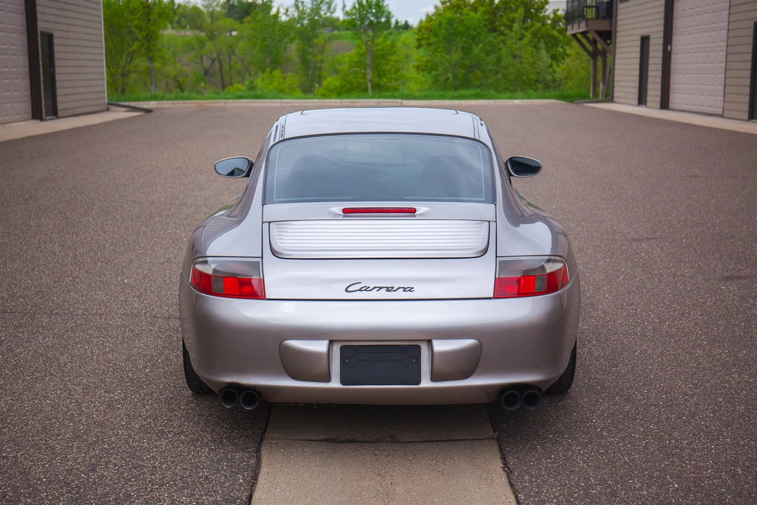 2002 Porsche 996 Carrera - Image 10 of 31