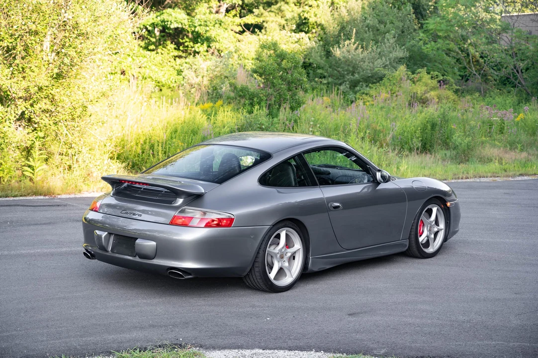 2002 Porsche 996 Carrera - Image 12 of 31