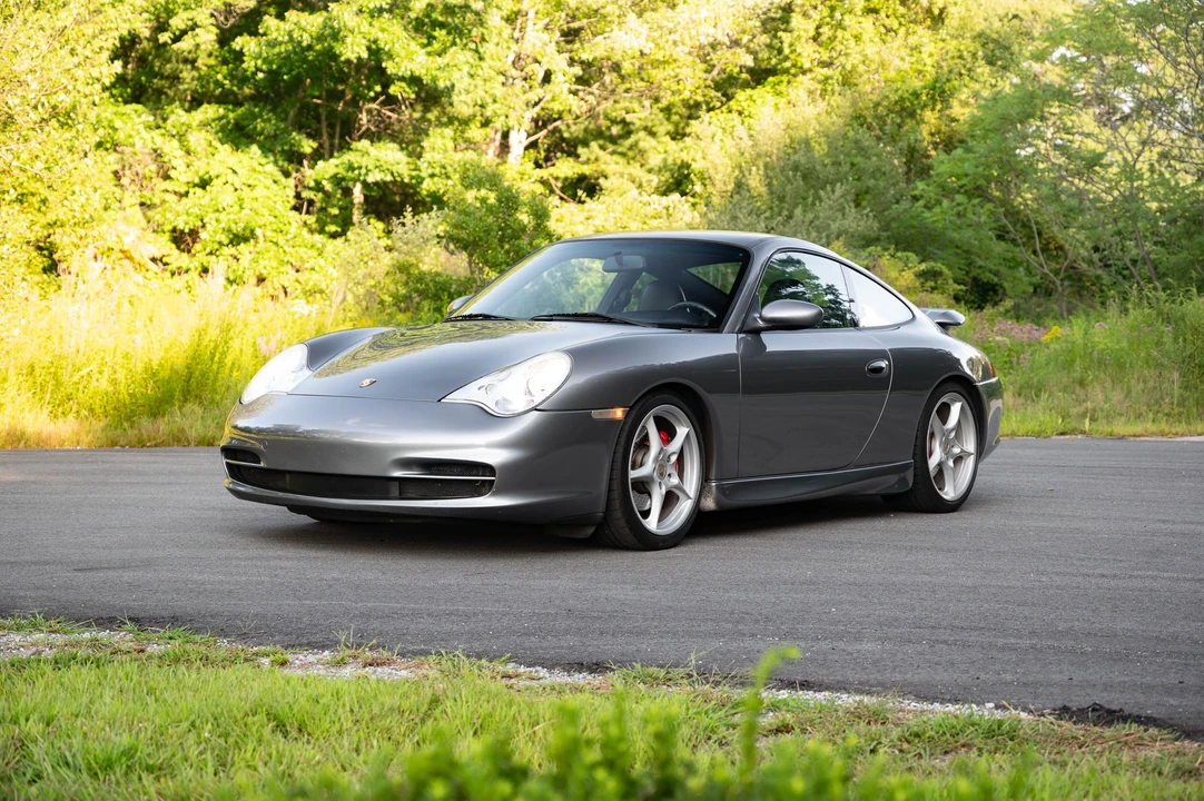 2002 Porsche 996 Carrera - Image 2 of 31