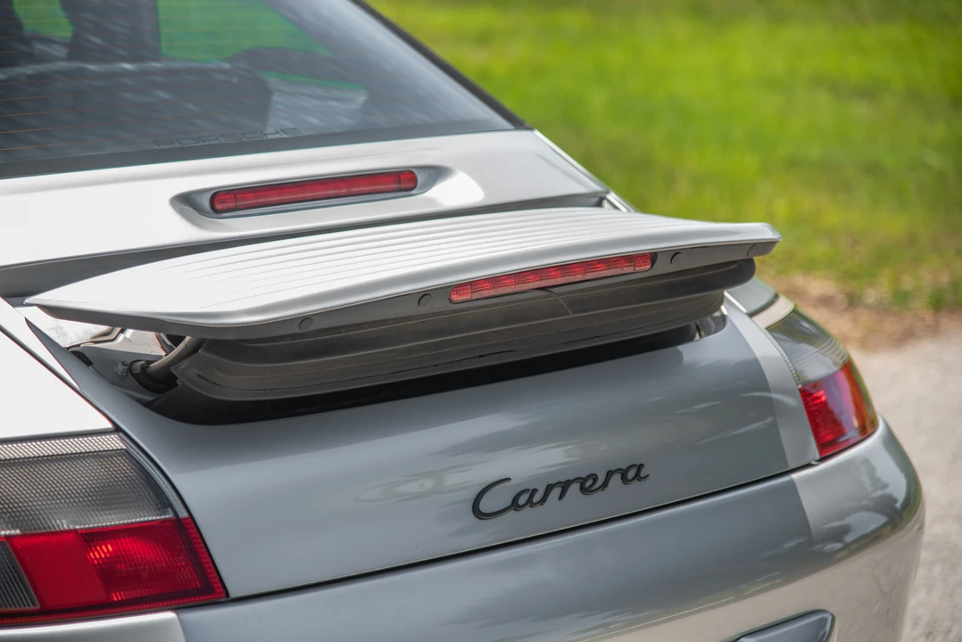 2002 Porsche 996 Carrera - Image 24 of 31