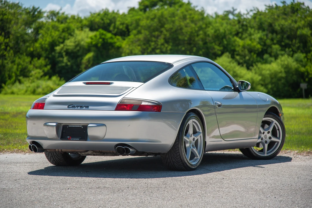 2002 Porsche 996 Carrera - Image 10 of 31