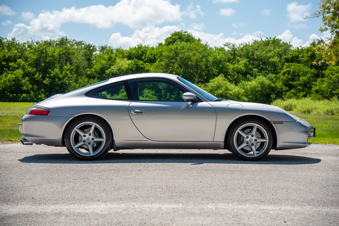 2002 Porsche 996 Carrera - Image 12 of 31