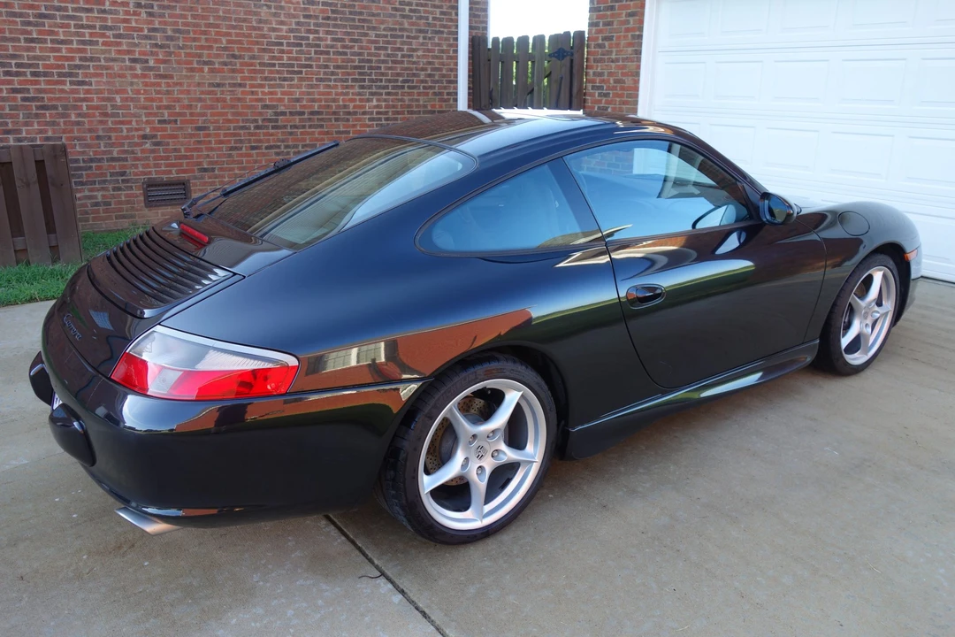 2002 Porsche 996 Carrera - Image 16 of 31