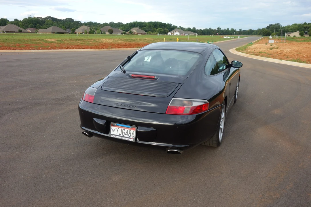 2002 Porsche 996 Carrera - Image 9 of 31