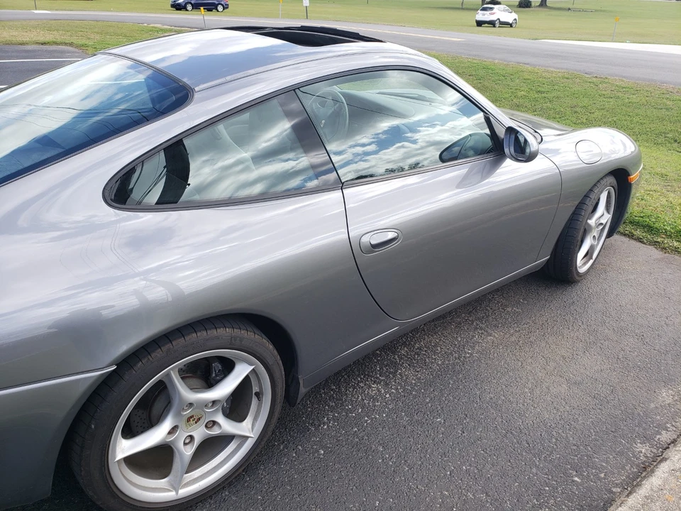 2002 Porsche 996 Carrera - Image 10 of 31