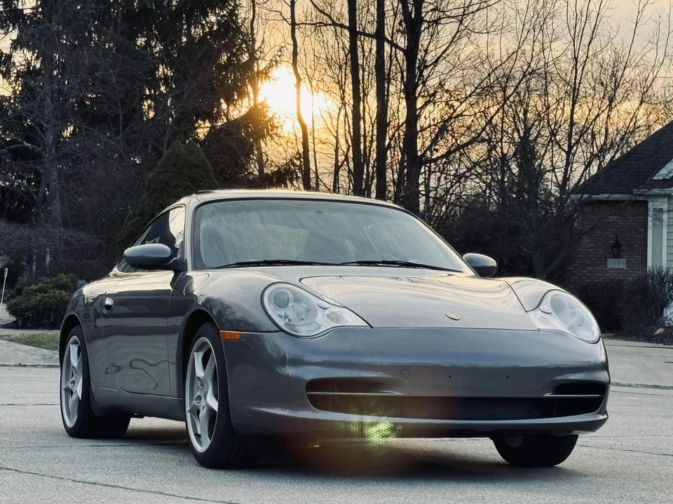 2002 Porsche 996 Carrera - Image 28 of 31