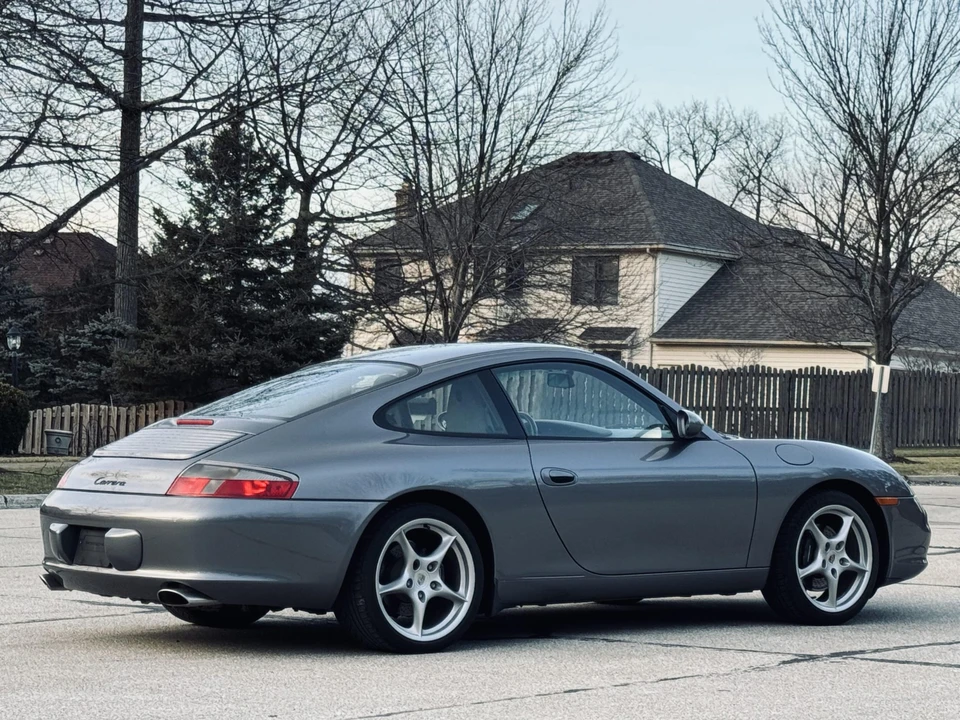 2002 Porsche 996 Carrera - Image 8 of 31