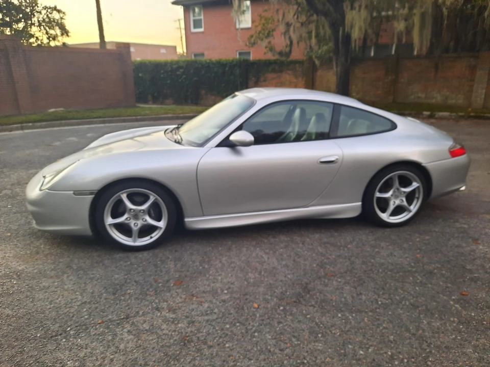 2002 Porsche 996 Carrera - Image 3 of 31