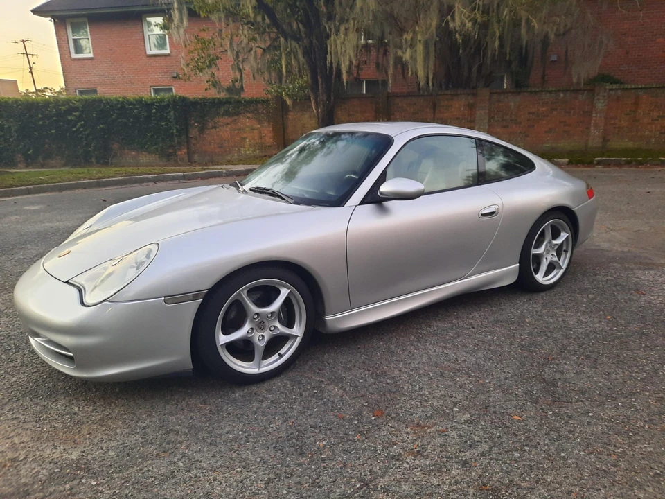 2002 Porsche 996 Carrera - Image 8 of 31