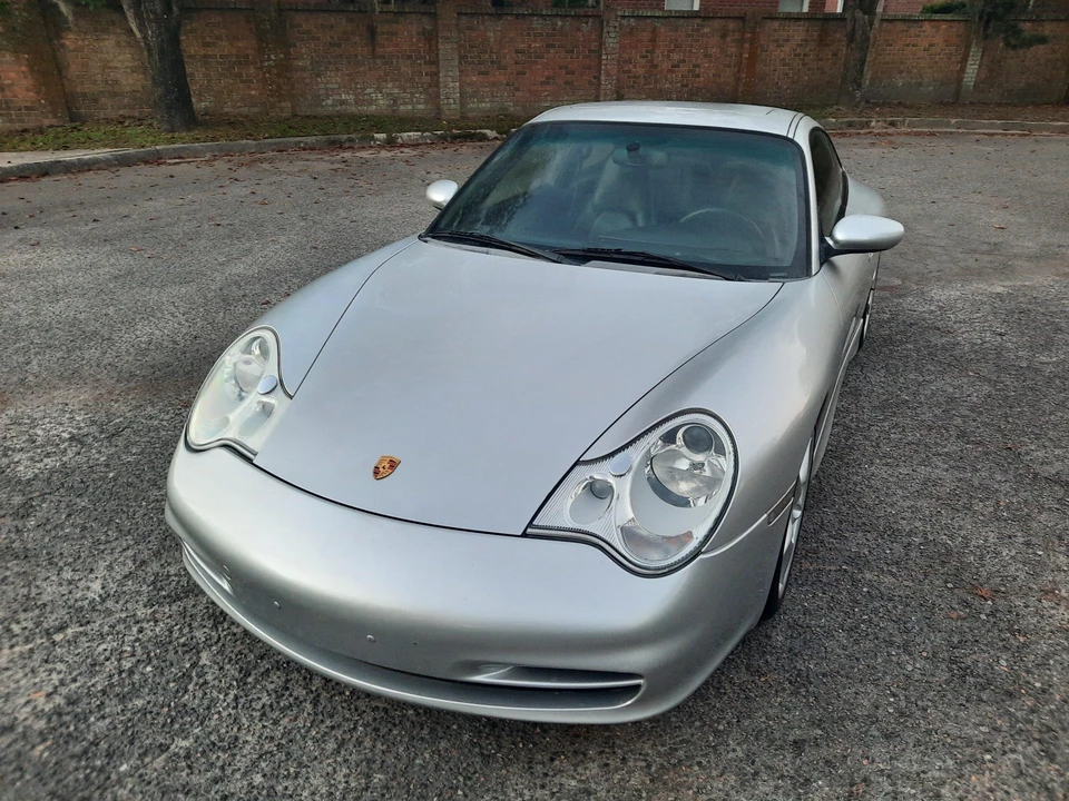 2002 Porsche 996 Carrera - Image 12 of 31