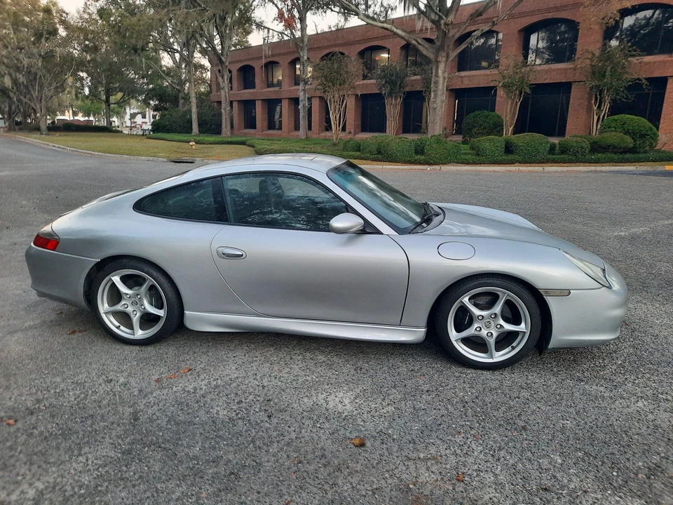 2002 Porsche 996 Carrera - Image 25 of 31