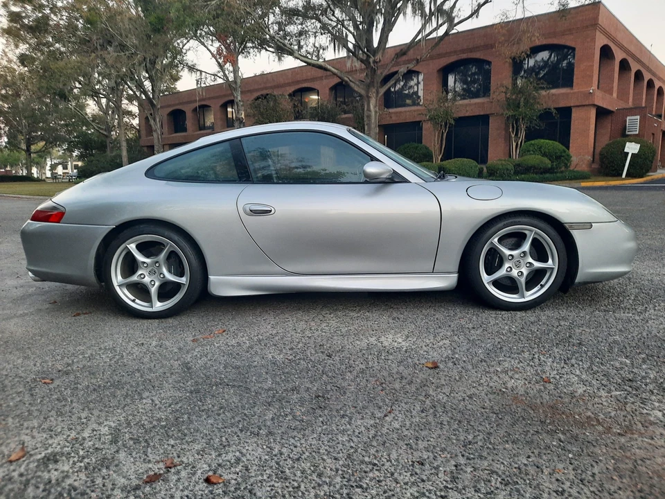 2002 Porsche 996 Carrera - Image 27 of 31