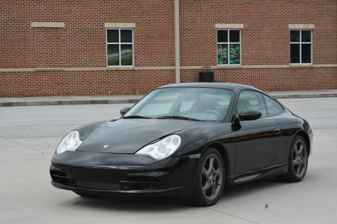2002 Porsche 996 Carrera - Image 2 of 31