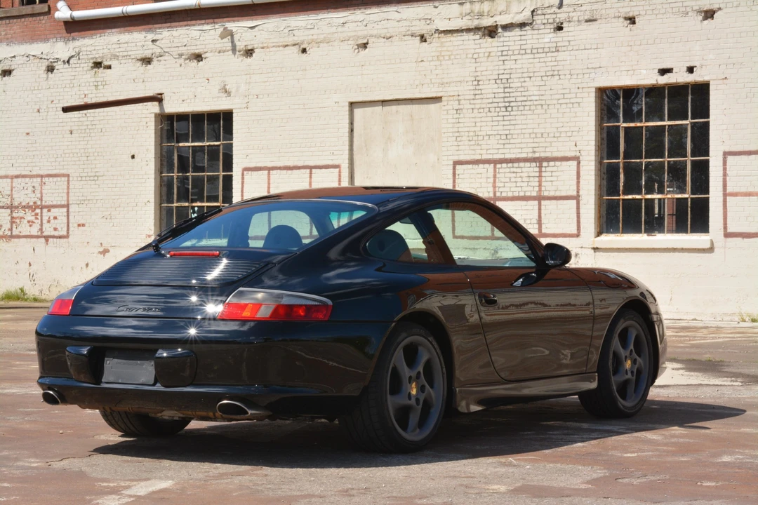 2002 Porsche 996 Carrera - Image 18 of 31