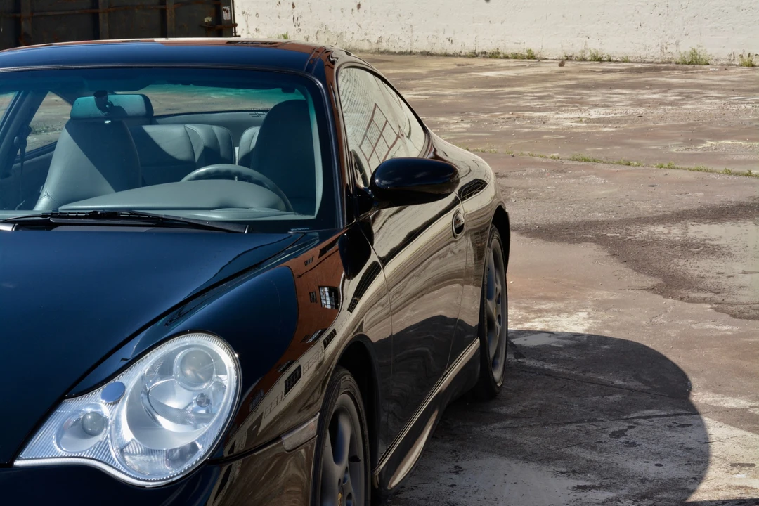 2002 Porsche 996 Carrera - Image 30 of 31