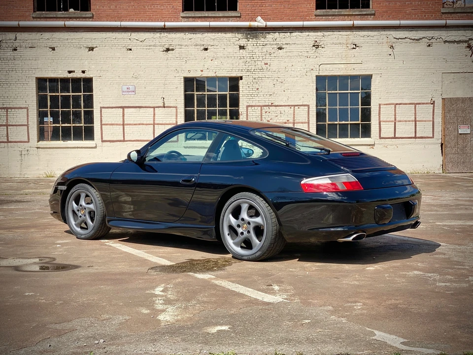 2002 Porsche 996 Carrera - Image 26 of 31
