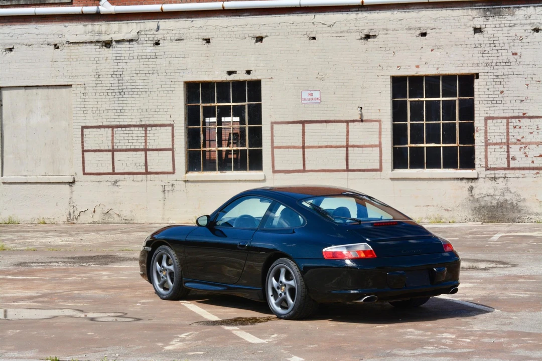 2002 Porsche 996 Carrera - Image 25 of 31