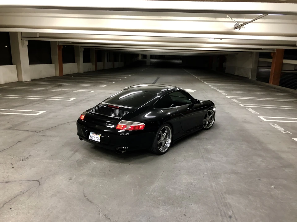 2002 Porsche 996 Carrera - Image 28 of 31