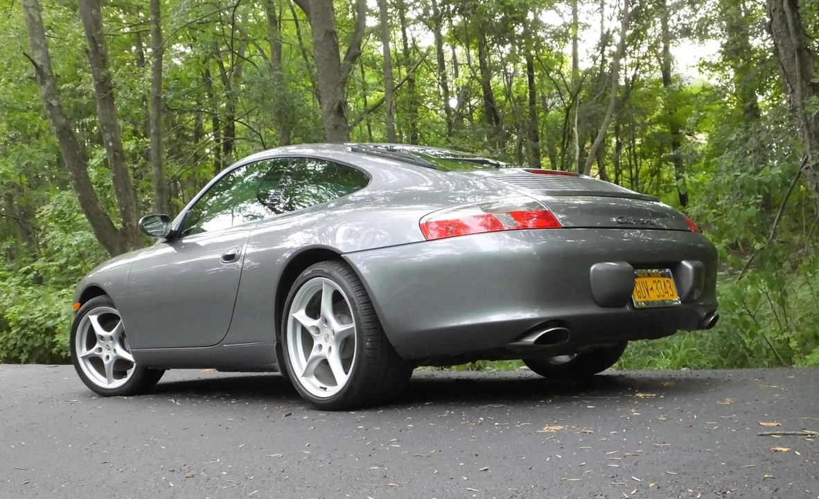 2002 Porsche 996 Carrera - Image 19 of 31