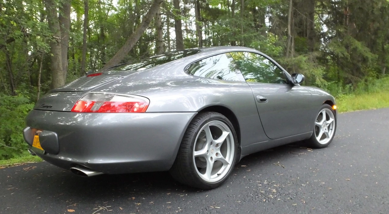 2002 Porsche 996 Carrera - Image 7 of 31