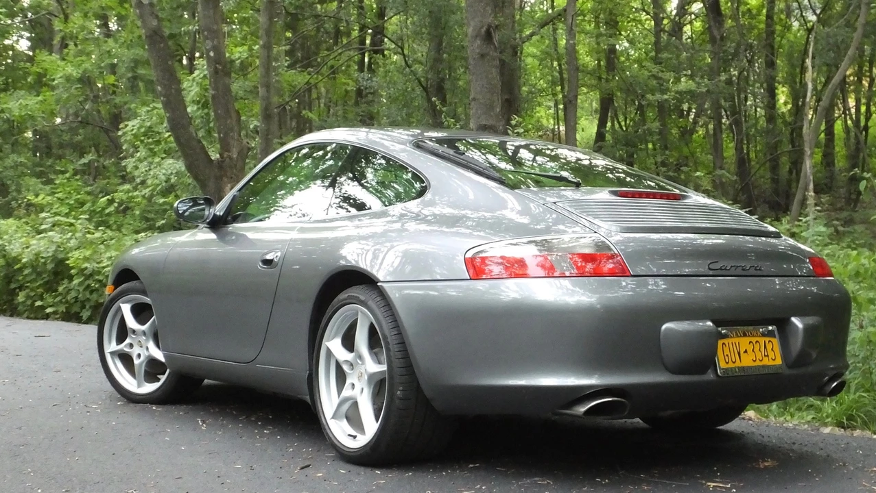 2002 Porsche 996 Carrera - Image 17 of 31