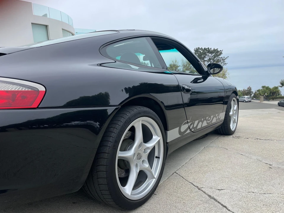 2002 Porsche 996 Carrera - Image 27 of 31
