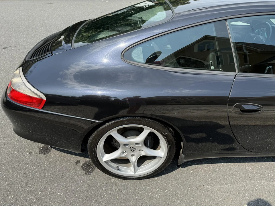 2002 Porsche 996 Carrera - Image 17 of 31