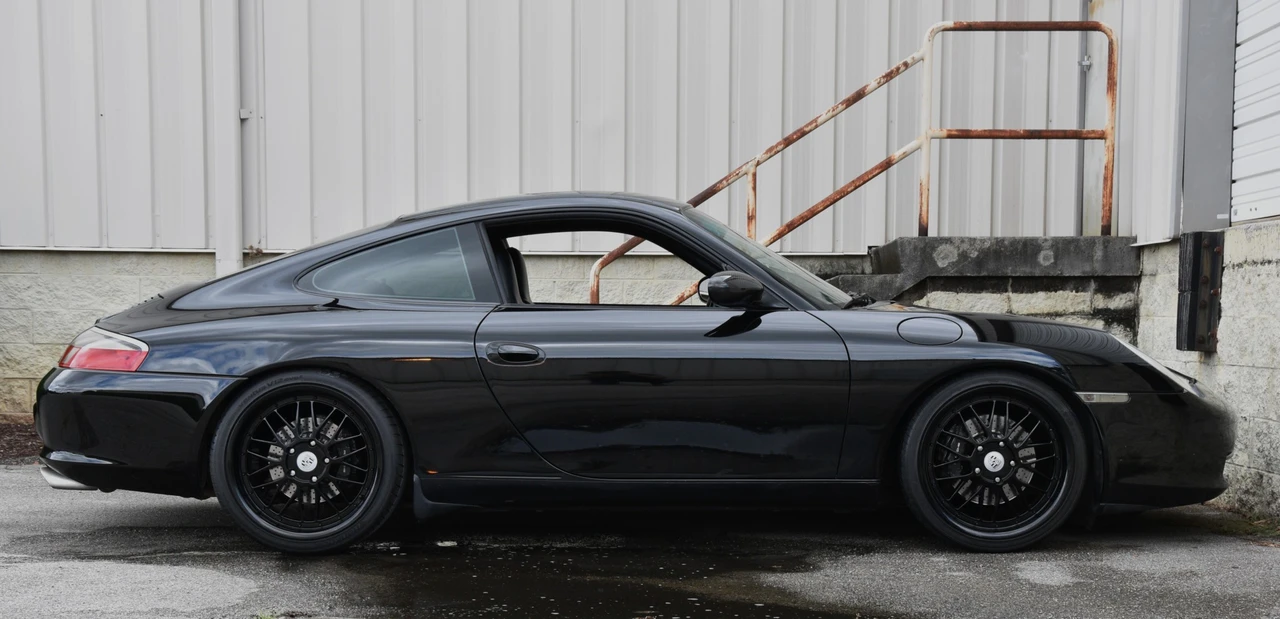 2002 Porsche 996 Carrera - Image 17 of 31