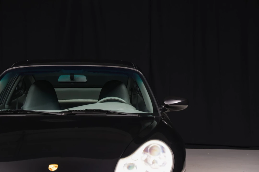 2002 Porsche 996 Carrera - Image 18 of 31