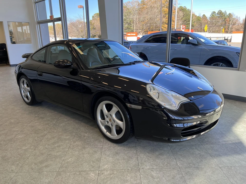 2002 Porsche 996 Carrera - Image 10 of 31
