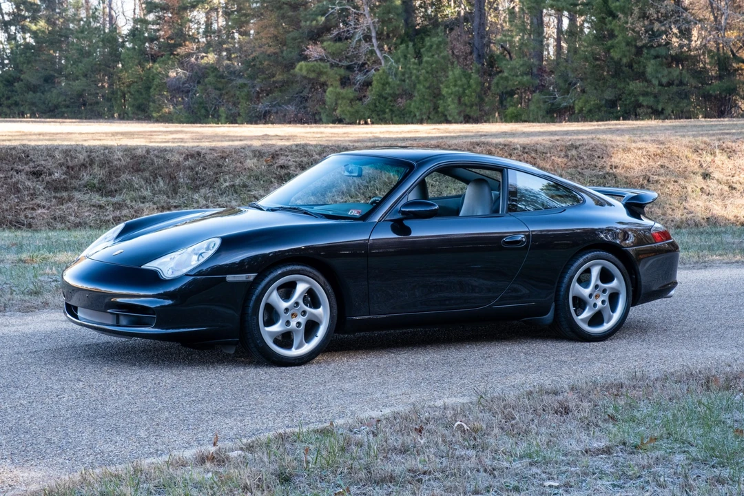 2002 Porsche 996 Carrera - Image 2 of 31