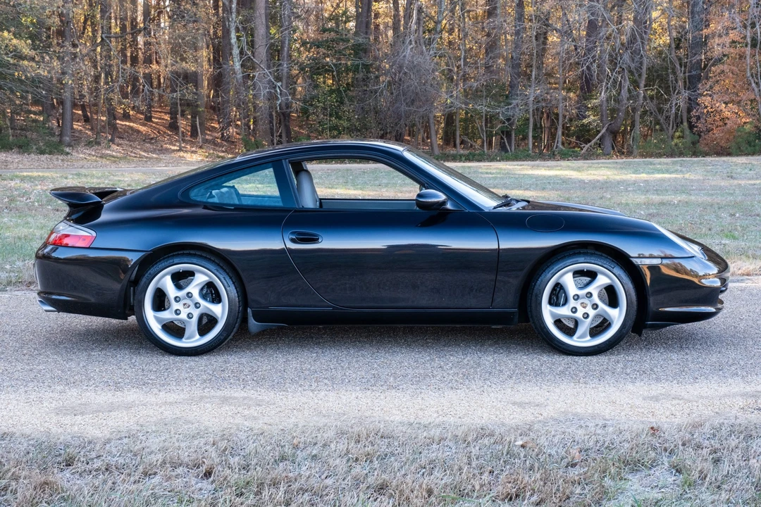 2002 Porsche 996 Carrera - Image 12 of 31
