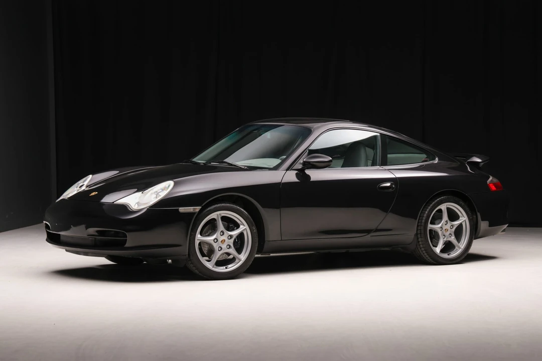 2002 Porsche 996 Carrera - Image 2 of 31