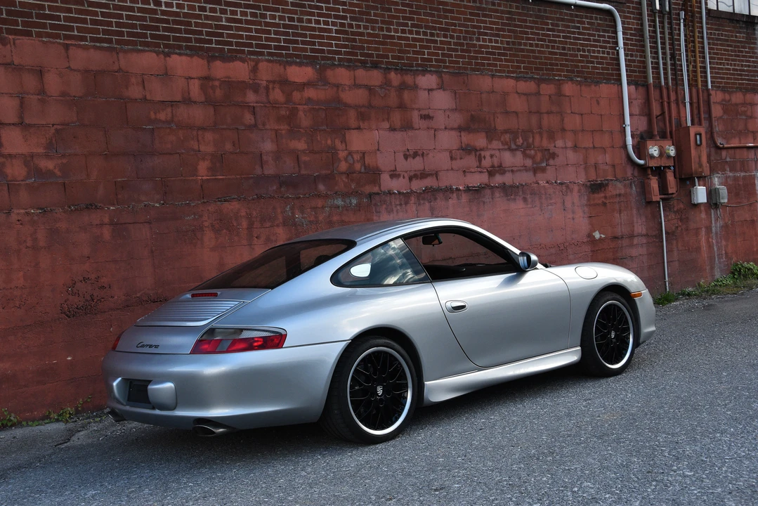 2002 Porsche 996 Carrera - Image 18 of 31