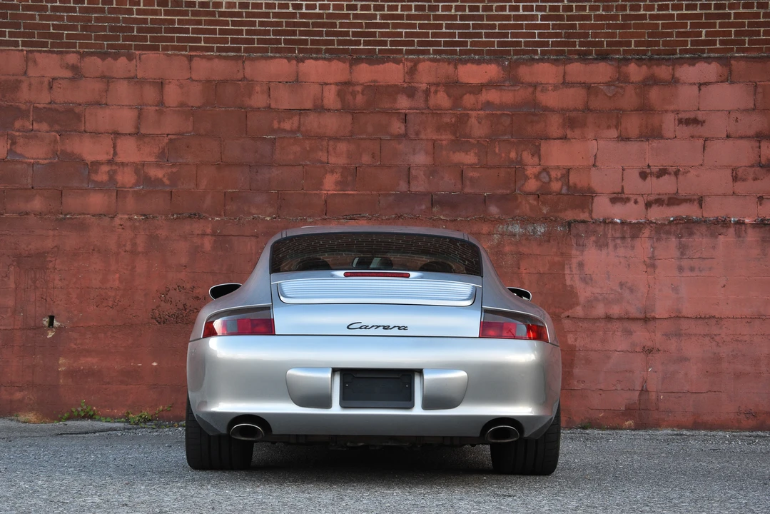 2002 Porsche 996 Carrera - Image 28 of 31