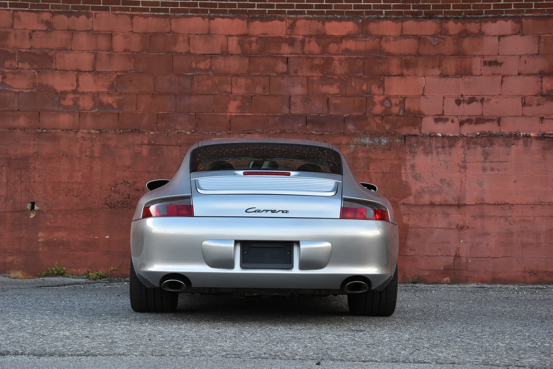 2002 Porsche 996 Carrera - Image 27 of 31