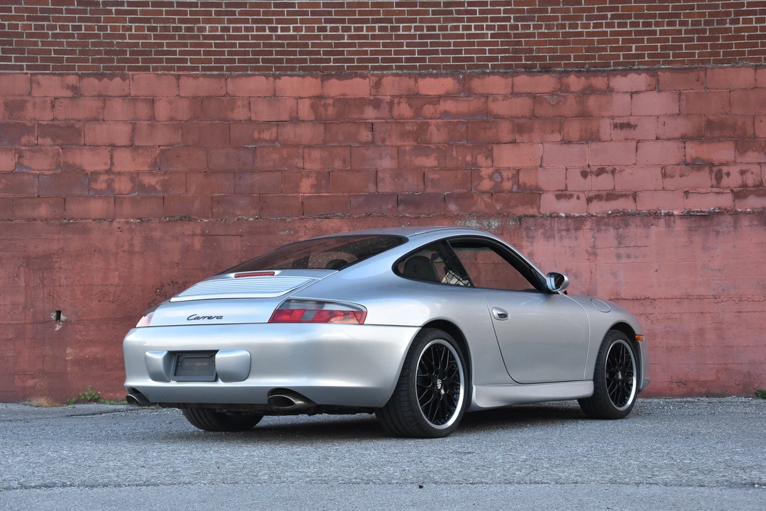 2002 Porsche 996 Carrera - Image 23 of 31