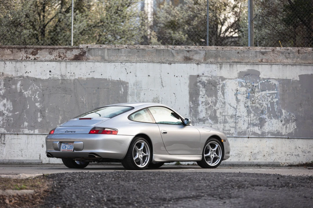 2002 Porsche 996 Carrera - Image 25 of 31