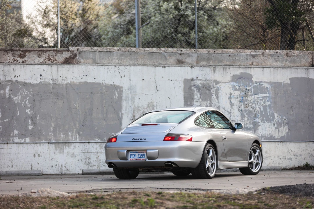 2002 Porsche 996 Carrera - Image 19 of 31
