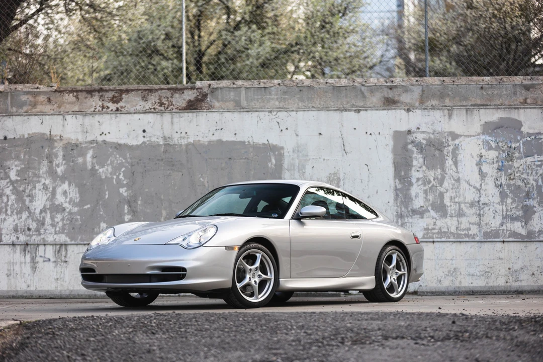 2002 Porsche 996 Carrera - Image 10 of 31