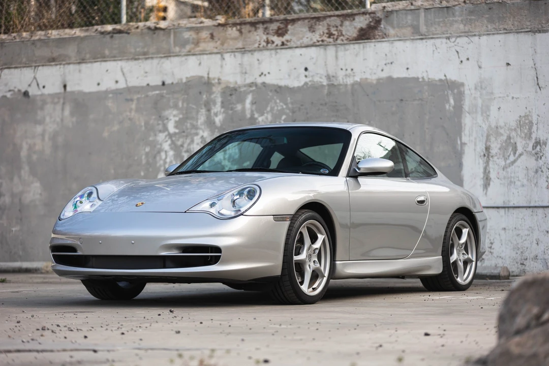 2002 Porsche 996 Carrera - Image 2 of 31
