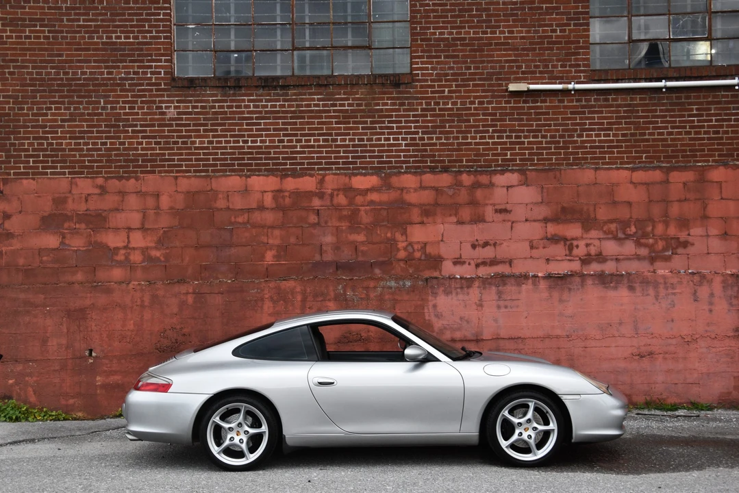 2002 Porsche 996 Carrera - Image 19 of 31