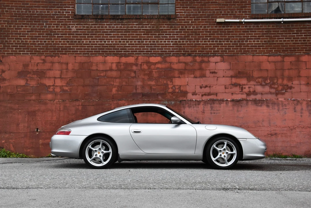2002 Porsche 996 Carrera - Image 21 of 31