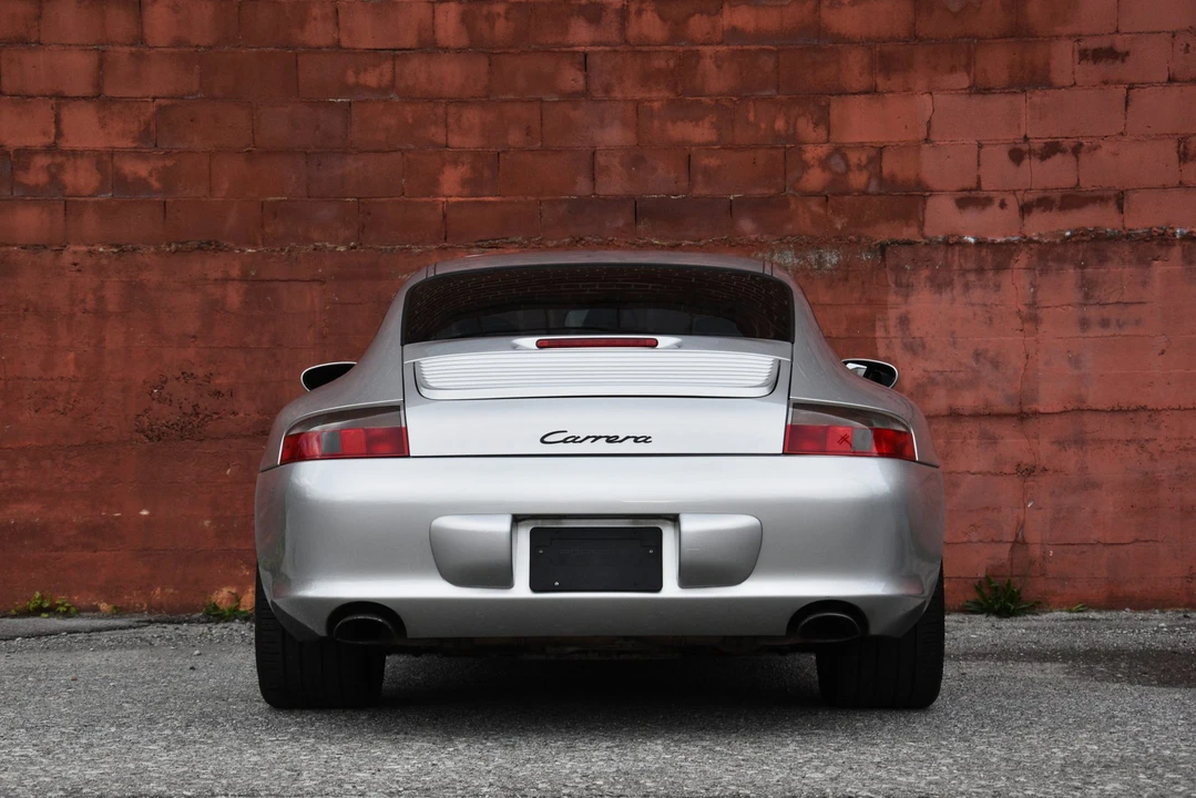 2002 Porsche 996 Carrera - Image 29 of 31