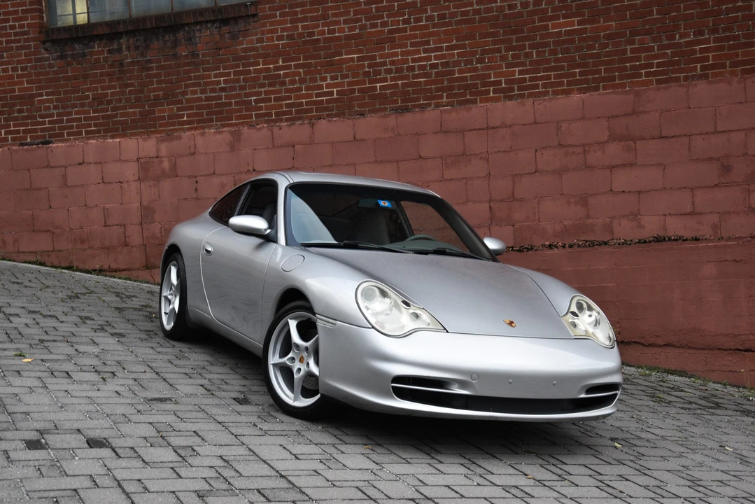 2002 Porsche 996 Carrera - Image 16 of 31