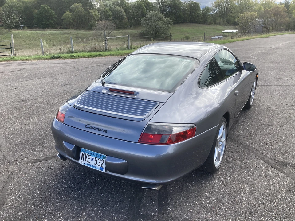 2002 Porsche 996 Carrera - Image 10 of 31
