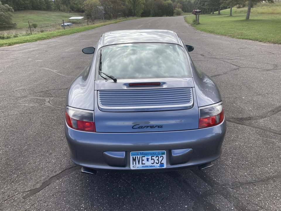 2002 Porsche 996 Carrera - Image 11 of 31