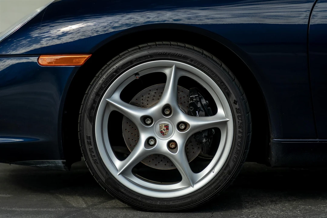 2002 Porsche 996 Carrera - Image 24 of 31