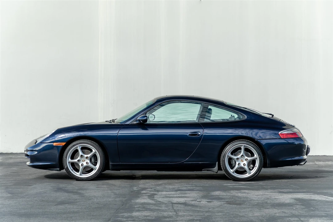 2002 Porsche 996 Carrera - Image 2 of 31