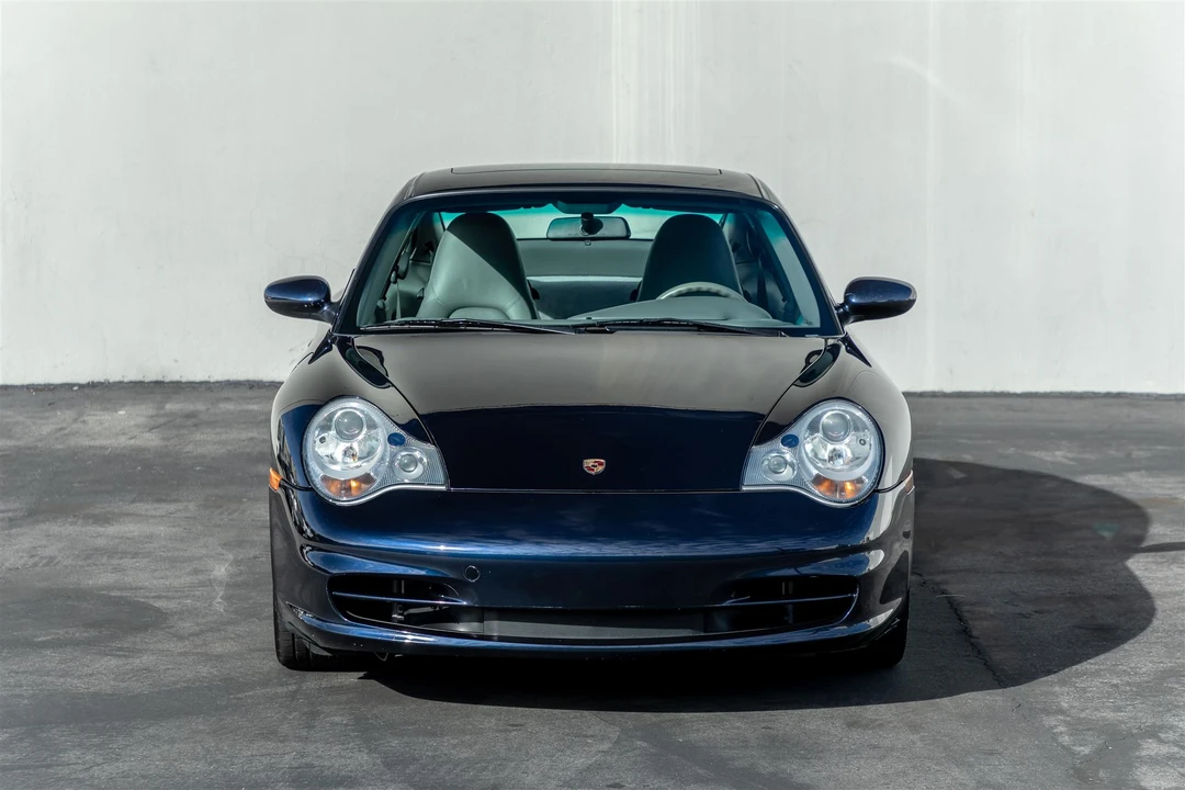 2002 Porsche 996 Carrera - Image 5 of 31